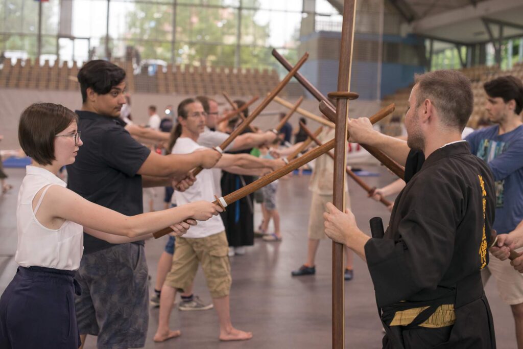 Schwertkampf-Workshop beim Tag der Samurai in Maribor